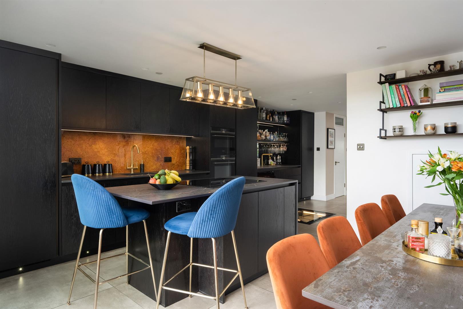 3 bed property in Damer Gardens, Henley-On-Thames